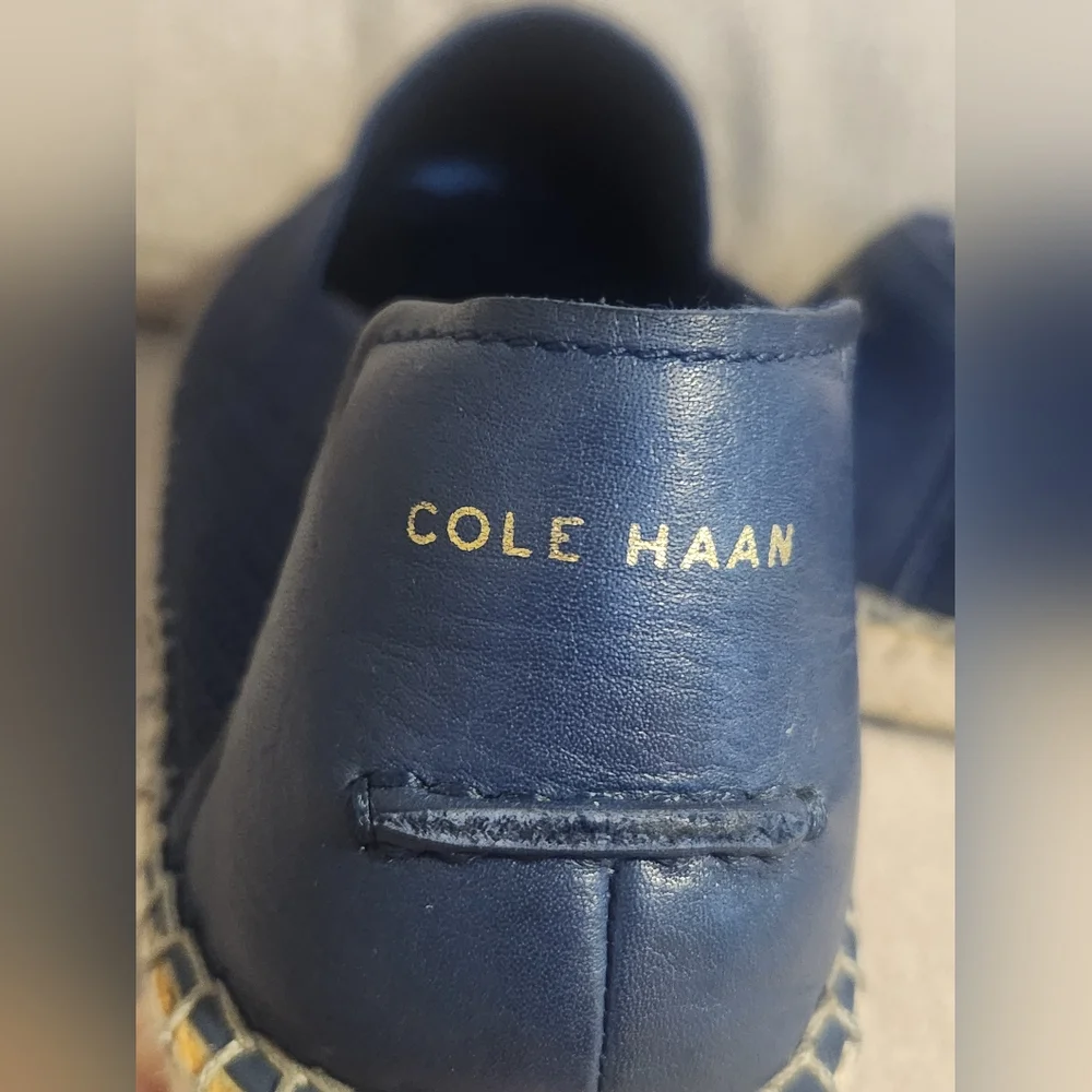 COLE HAAN Women's Navy Blue Espadrille Without Laces Flats Size 10B